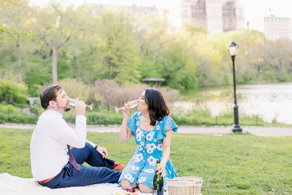 Couple having a picnic at Central Park